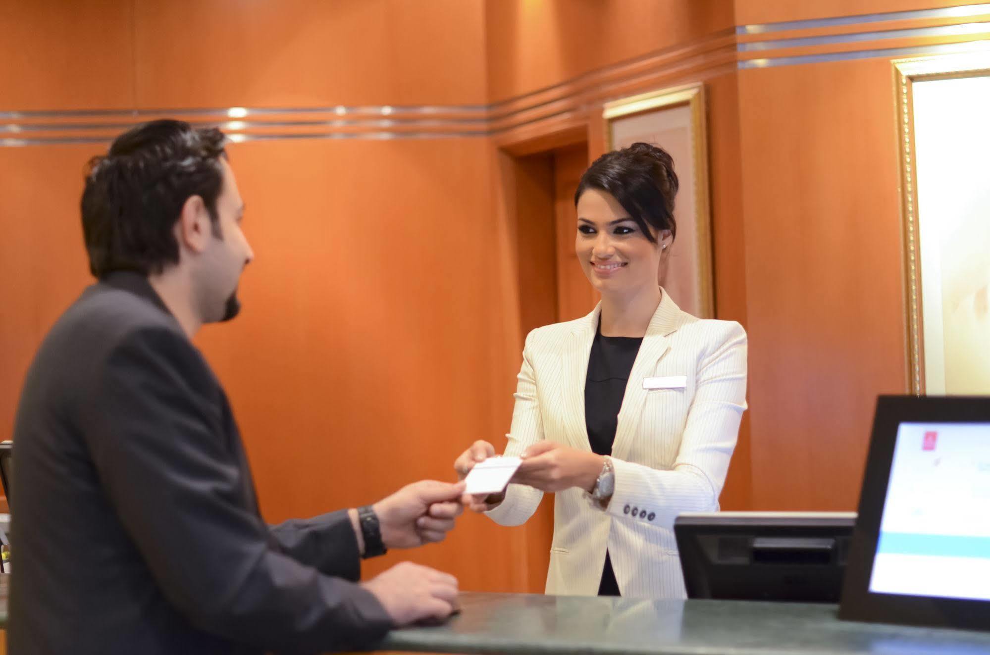 Swiss-Belhotel Sharjah Eksteriør billede