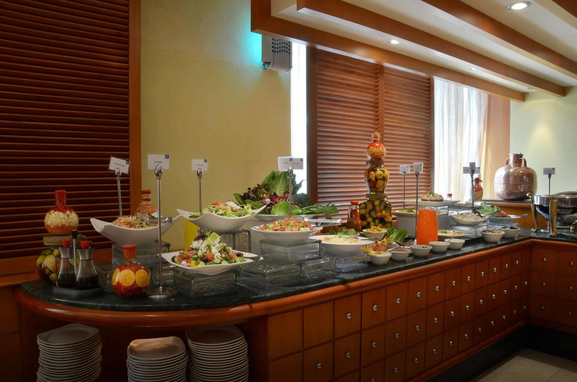 Swiss-Belhotel Sharjah Eksteriør billede